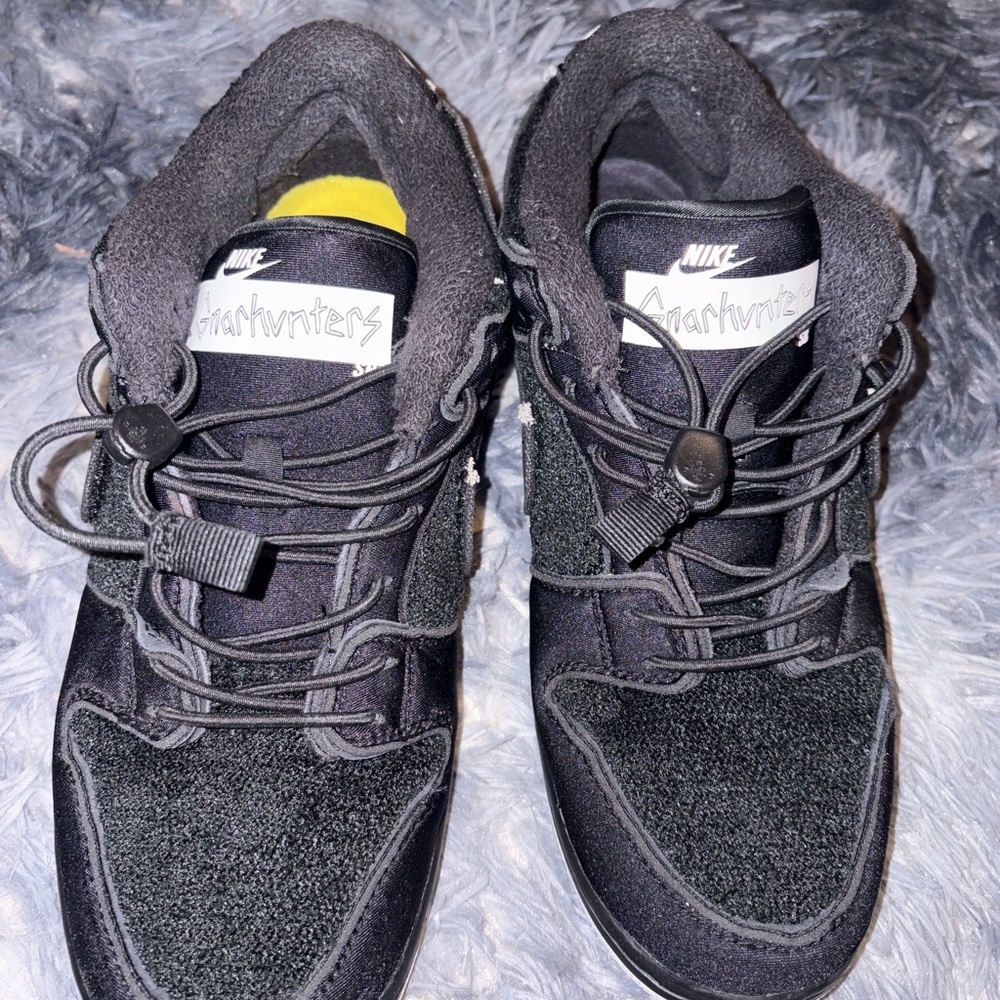 Nike SB x Dunk Gnarhunters Low size 11.5 M - Very Clean